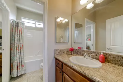 19431 Carnegie Dr, Redding, CA 96003 photo 46
