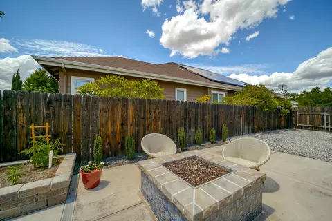 19431 Carnegie Dr, Redding, CA 96003 photo 55