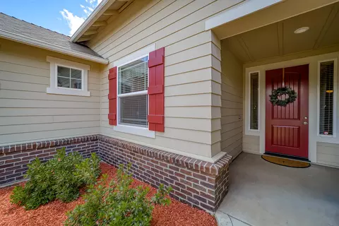 19431 Carnegie Dr, Redding, CA 96003 photo 6