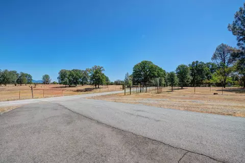 20894 Old Alturas Rd, Redding, CA 96003 photo 5
