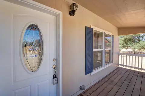 20894 Old Alturas Rd, Redding, CA 96003 photo 8