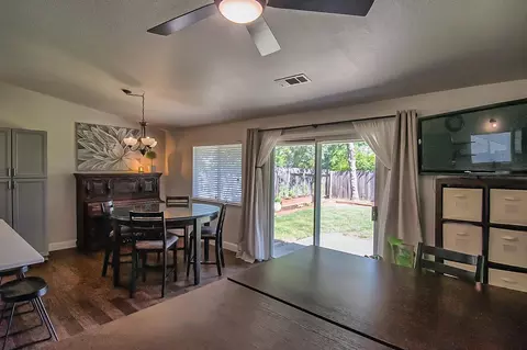 2552 Atrium Way, Redding, CA 96003 photo 8