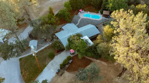 16990 Pine Oaks Dr, Redding, CA 96003 photo 66