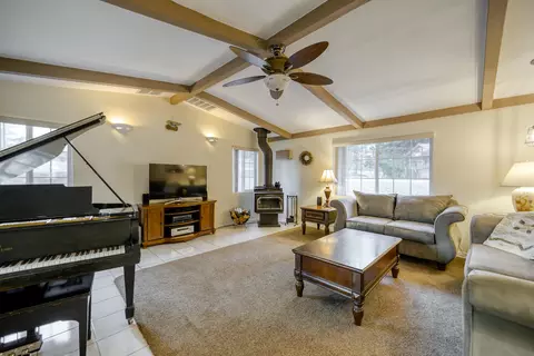 16990 Pine Oaks Dr, Redding, CA 96003 photo 18