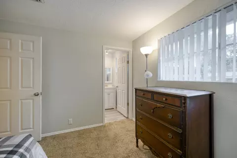 16990 Pine Oaks Dr, Redding, CA 96003 photo 28