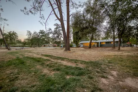 16990 Pine Oaks Dr, Redding, CA 96003 photo 69