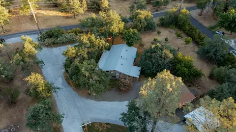16990 Pine Oaks Dr, Redding, CA 96003 photo 73