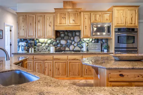 22780 Silverlode Ln, Palo Cedro, CA 96073 photo 5