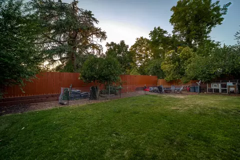 2938 Yana Ave, Redding, CA 96002 photo 27