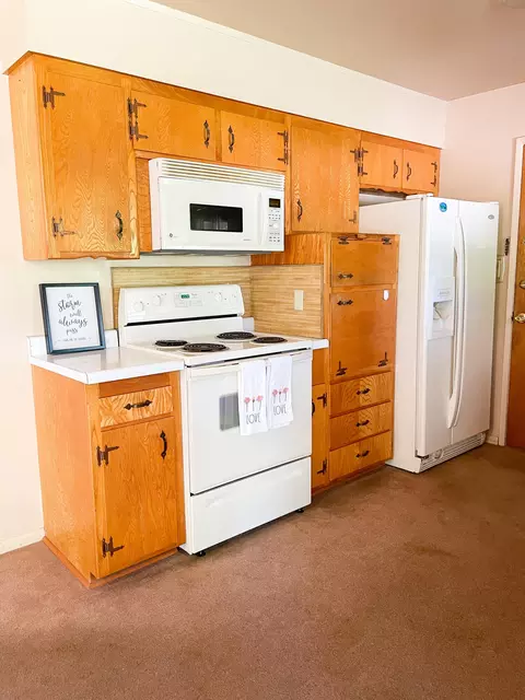 1334 Mistletoe Ln, Redding, CA 96002 photo 5