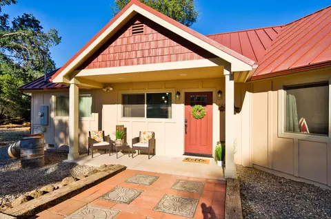 13293 Bear Mountain Rd, Redding, CA 96003 photo 4