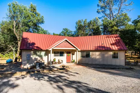 13293 Bear Mountain Rd, Redding, CA 96003 photo 1
