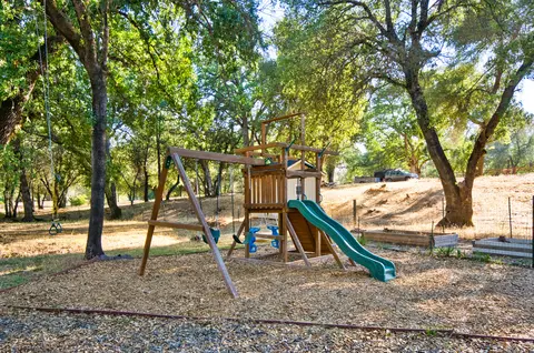 13293 Bear Mountain Rd, Redding, CA 96003 photo 45