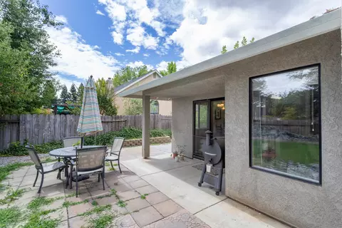 593 Armando Ave, Redding, CA 96003 photo 19