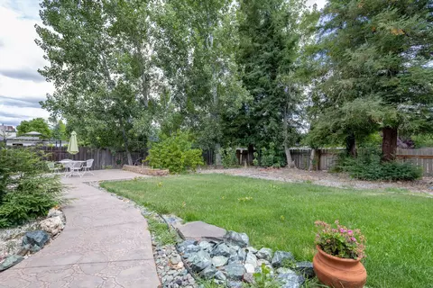 593 Armando Ave, Redding, CA 96003 photo 17