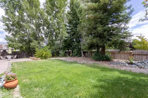 593 Armando Ave, Redding, CA 96003 photo 22