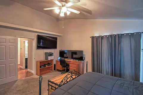5533 Mill Pond Ln, Redding, CA 96001 photo 15