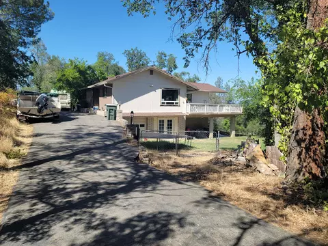 8651 Valley Vw, Redding, CA 96001 photo 1