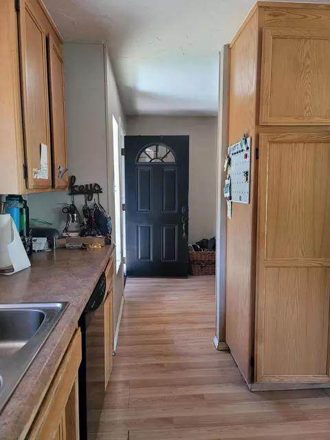 8651 Valley Vw, Redding, CA 96001 photo 26