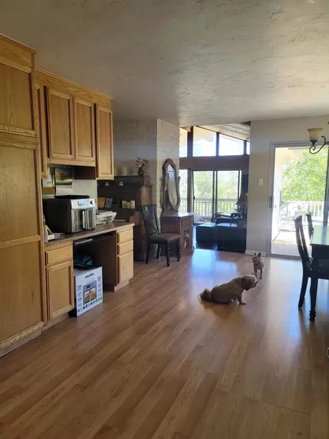8651 Valley Vw, Redding, CA 96001 photo 24