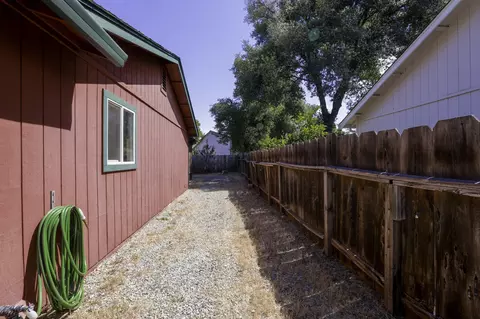 1941 Galaxy Way, Redding, CA 96002 photo 28