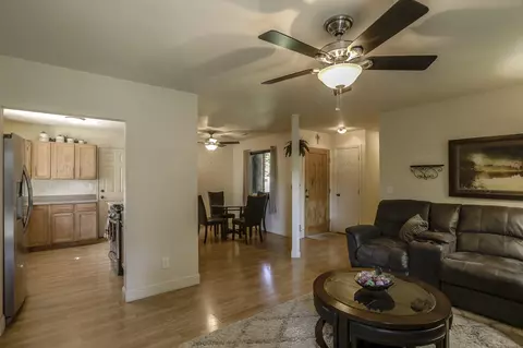 1941 Galaxy Way, Redding, CA 96002 photo 10