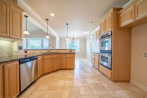 2098 Cilantro Dr, Redding, CA 96003 photo 4