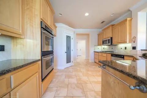 2098 Cilantro Dr, Redding, CA 96003 photo 9