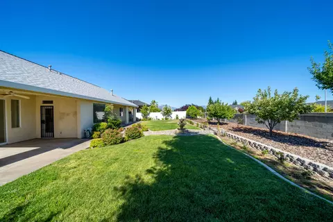 2098 Cilantro Dr, Redding, CA 96003 photo 40