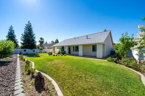 2098 Cilantro Dr, Redding, CA 96003 photo 43
