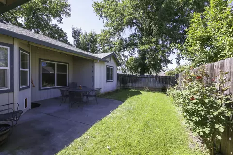 319 Mammoth Path, Redding, CA 96003 photo 25