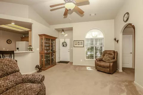 319 Mammoth Path, Redding, CA 96003 photo 12