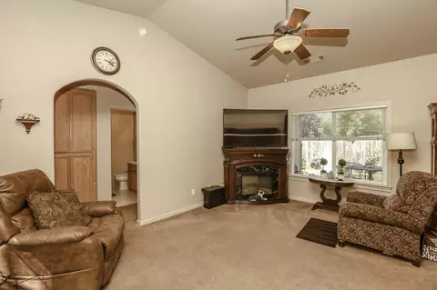 319 Mammoth Path, Redding, CA 96003 photo 10