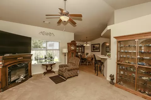 319 Mammoth Path, Redding, CA 96003 photo 11