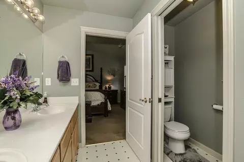 319 Mammoth Path, Redding, CA 96003 photo 19