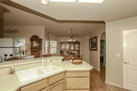 319 Mammoth Path, Redding, CA 96003 photo 6