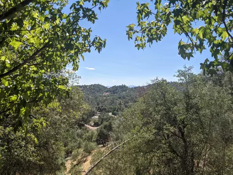 22154 Loop, Redding, CA 96003 photo 7