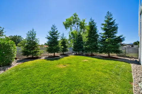 4296 Clay St, Redding, CA 96003 photo 7