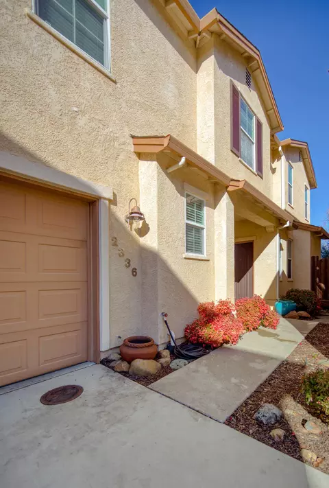 2336 La Villa Way, Redding, CA 96003 photo 3