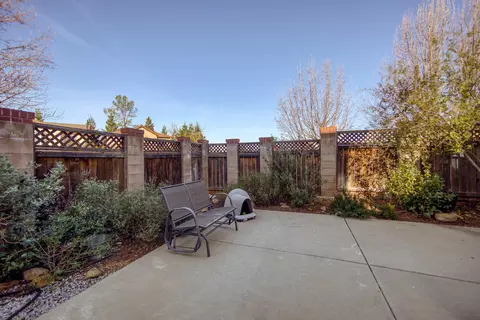 2336 La Villa Way, Redding, CA 96003 photo 28