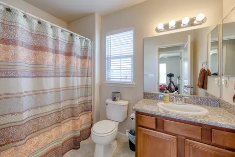 2336 La Villa Way, Redding, CA 96003 photo 16