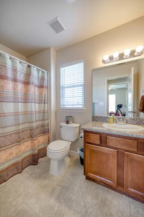 2336 La Villa Way, Redding, CA 96003 photo 17