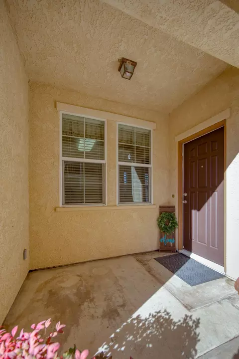 2336 La Villa Way, Redding, CA 96003 photo 4
