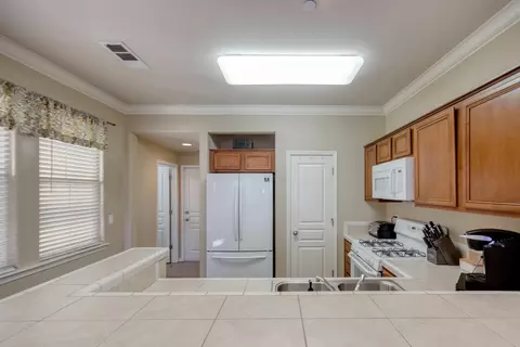 2336 La Villa Way, Redding, CA 96003 photo 11