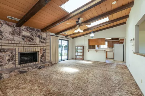 2270 Wisconsin Ave, Redding, CA 96001 photo 2