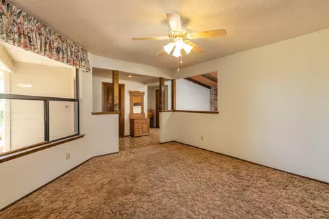 2270 Wisconsin Ave, Redding, CA 96001 photo 5