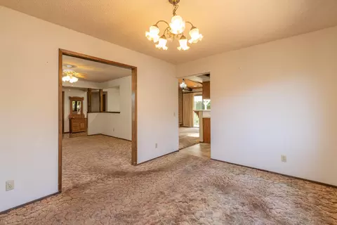 2270 Wisconsin Ave, Redding, CA 96001 photo 4