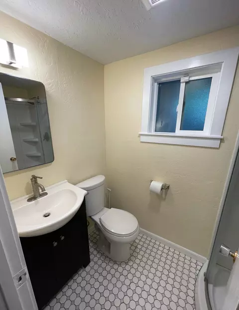 1585 Santa Fe Ave, Redding, CA 96003 photo 19