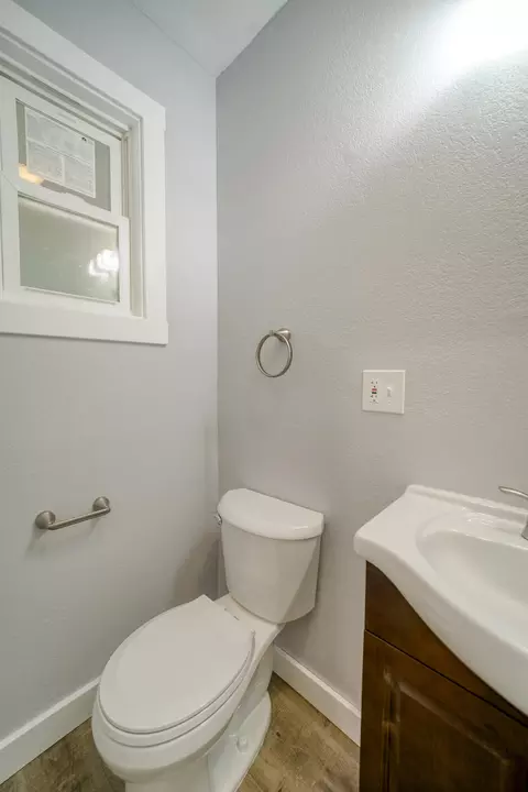 1585 Santa Fe Ave, Redding, CA 96003 photo 27
