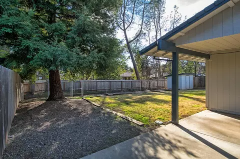 925 Oakmont Dr, Redding, CA 96003 photo 26